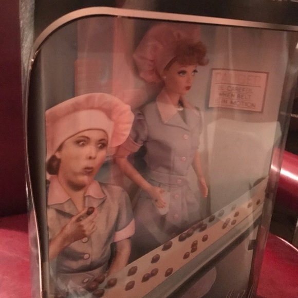 I love Lucy Barbie Collector Edition - Picture 3 of 10